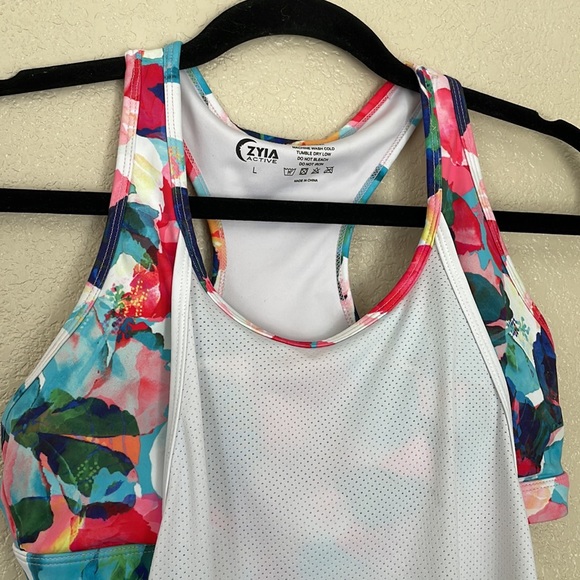 Euc Zyia 2 in 1 mesh tank shirt & floral bra size Large - Picture 3 of 6